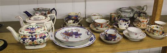 24 pieces of English porcelain teaware incl. pieces by Spode, Newhall, Worcester etc.(-)
